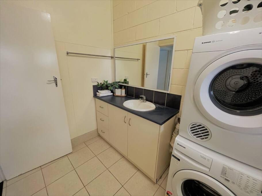 Three Palms Apartments Unit 2 エスペランス エクステリア 写真