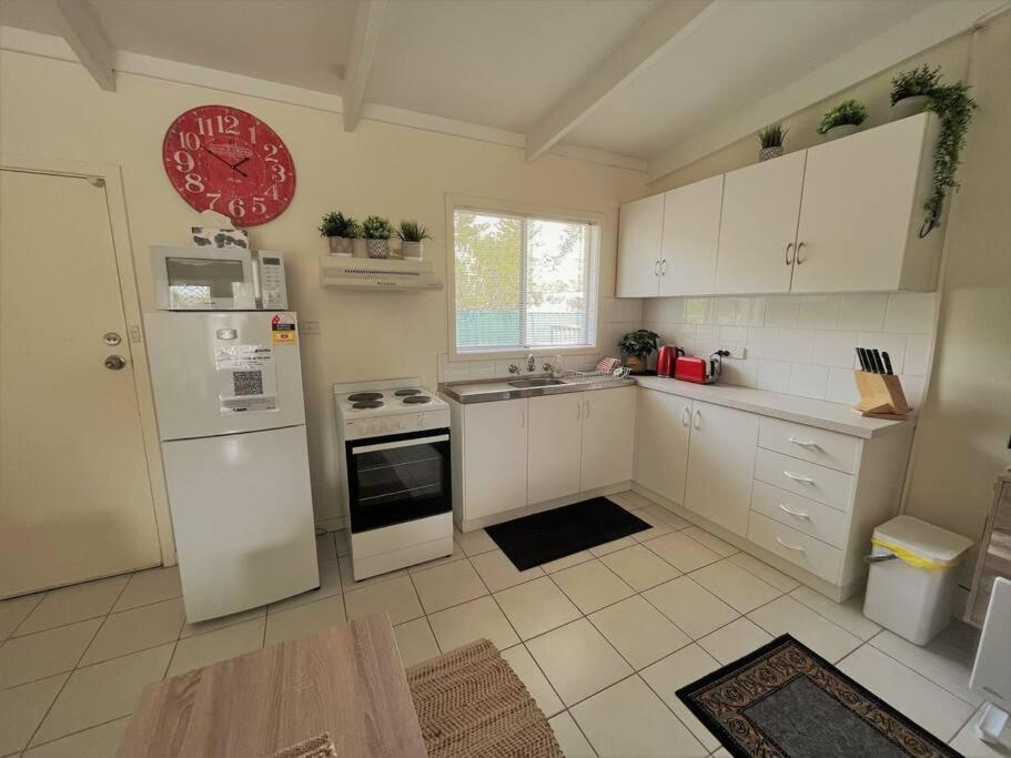 Three Palms Apartments Unit 2 エスペランス エクステリア 写真
